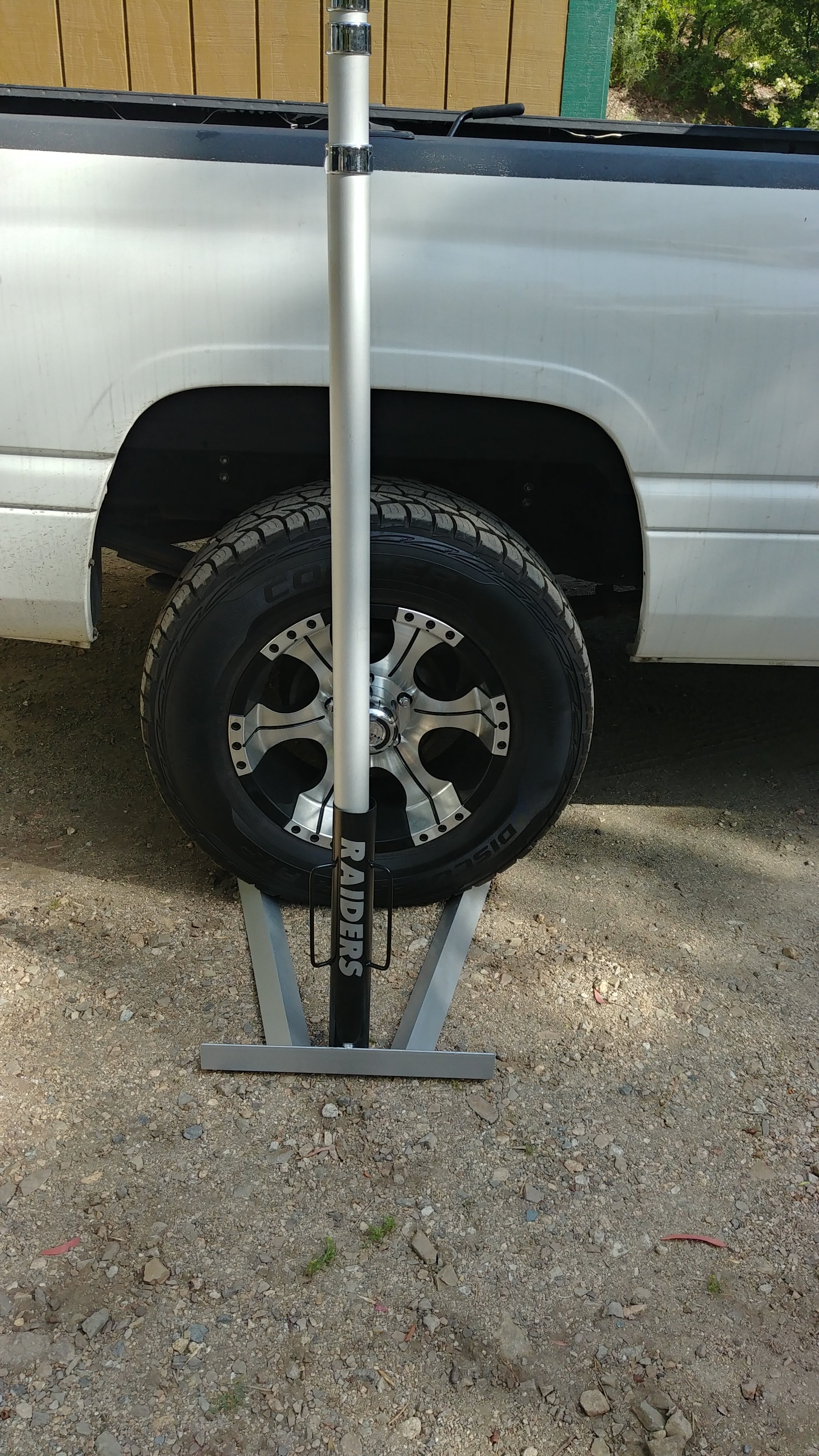 Flag Pole Holders (Wheel Chock) - Raymond's Workshop
