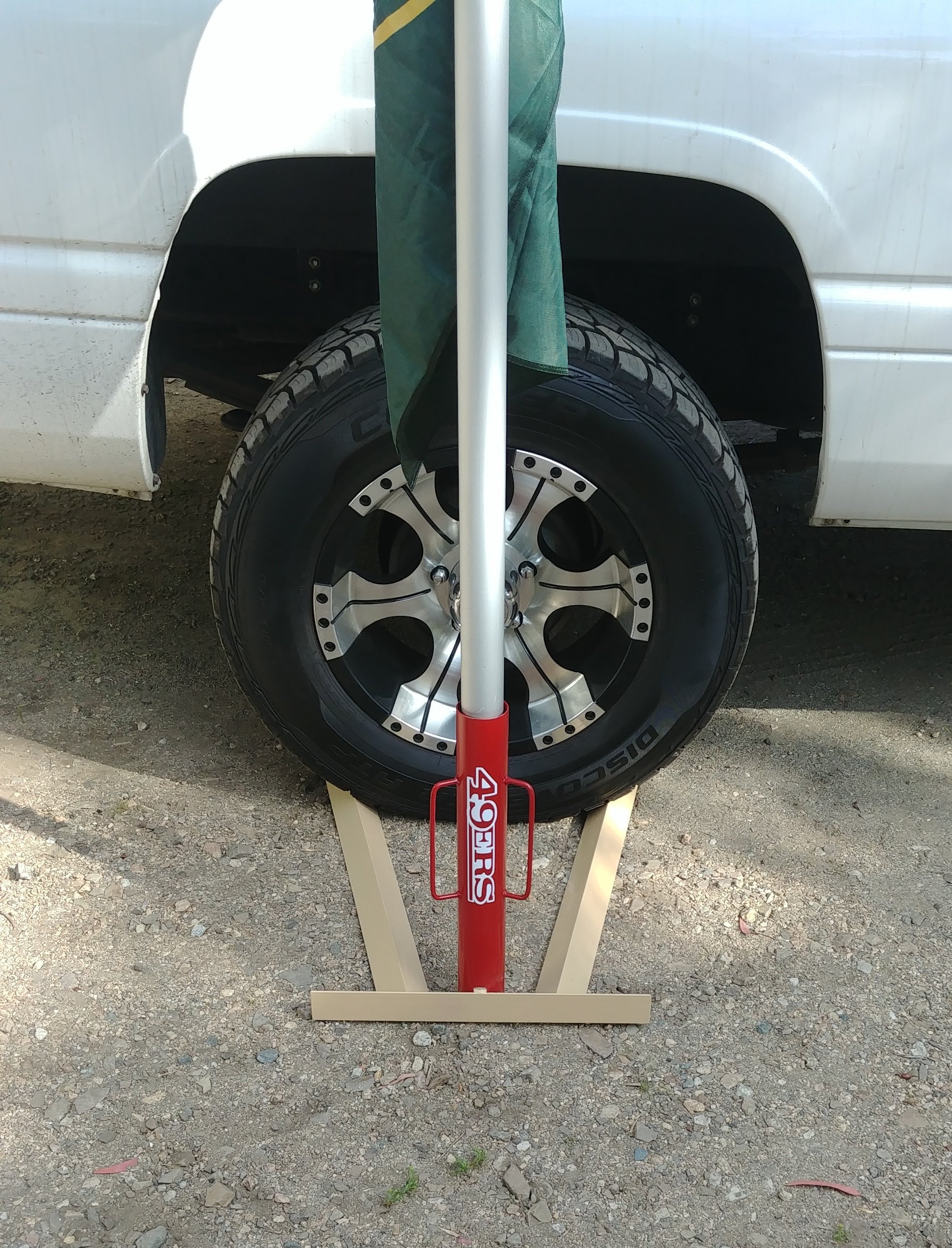Flag Pole Holders (Wheel Chock) - Raymond's Workshop